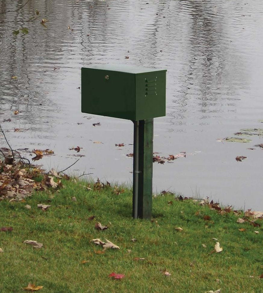 PA66ADP Sentinel Deluxe Aeration System for Ponds up to 2 Acres – Complete System Contains Stratus™ SRC 1/2hp Compressor with Sound Shield™, Deluxe 18" Cabinet and Three QS2 Diffusers